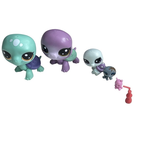 Littlest Pet Shop Movie Night Turtle Crew Tim Meg Greta Baby Accessories 6 pcs - Picture 1 of 10